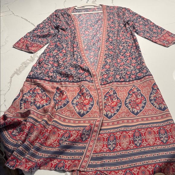 Spell Floral Kimono OS perfect condition (matching dress in another listing) - Picture 4 of 8